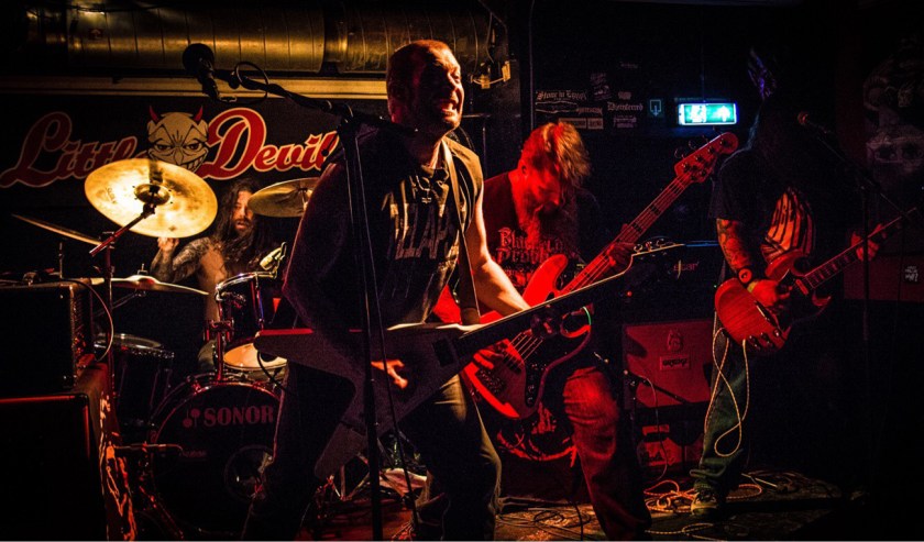 Apostle of Solitude Band 2